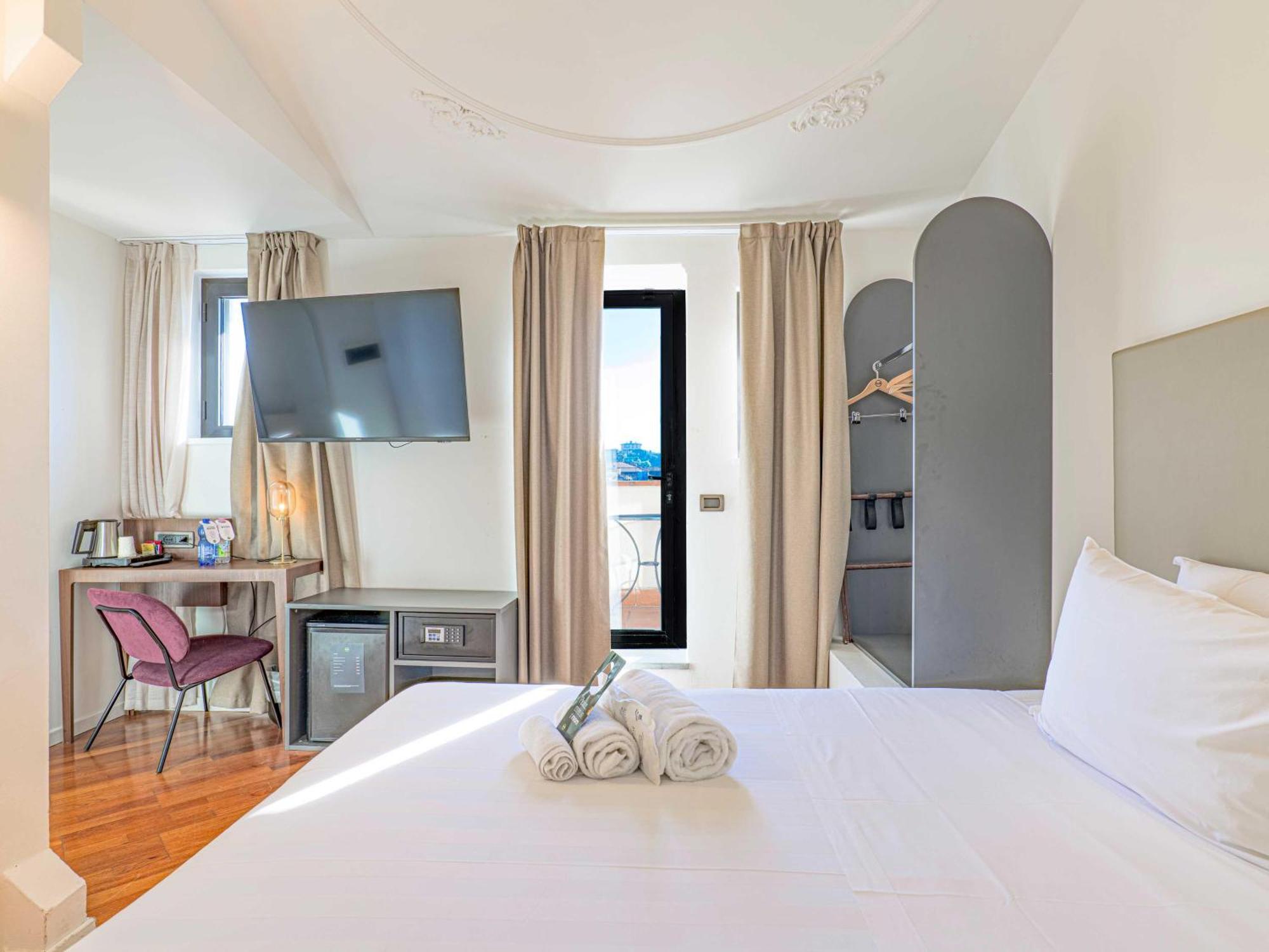 B&B Hotel Firenze Laurus Al Duomo Bagian luar foto