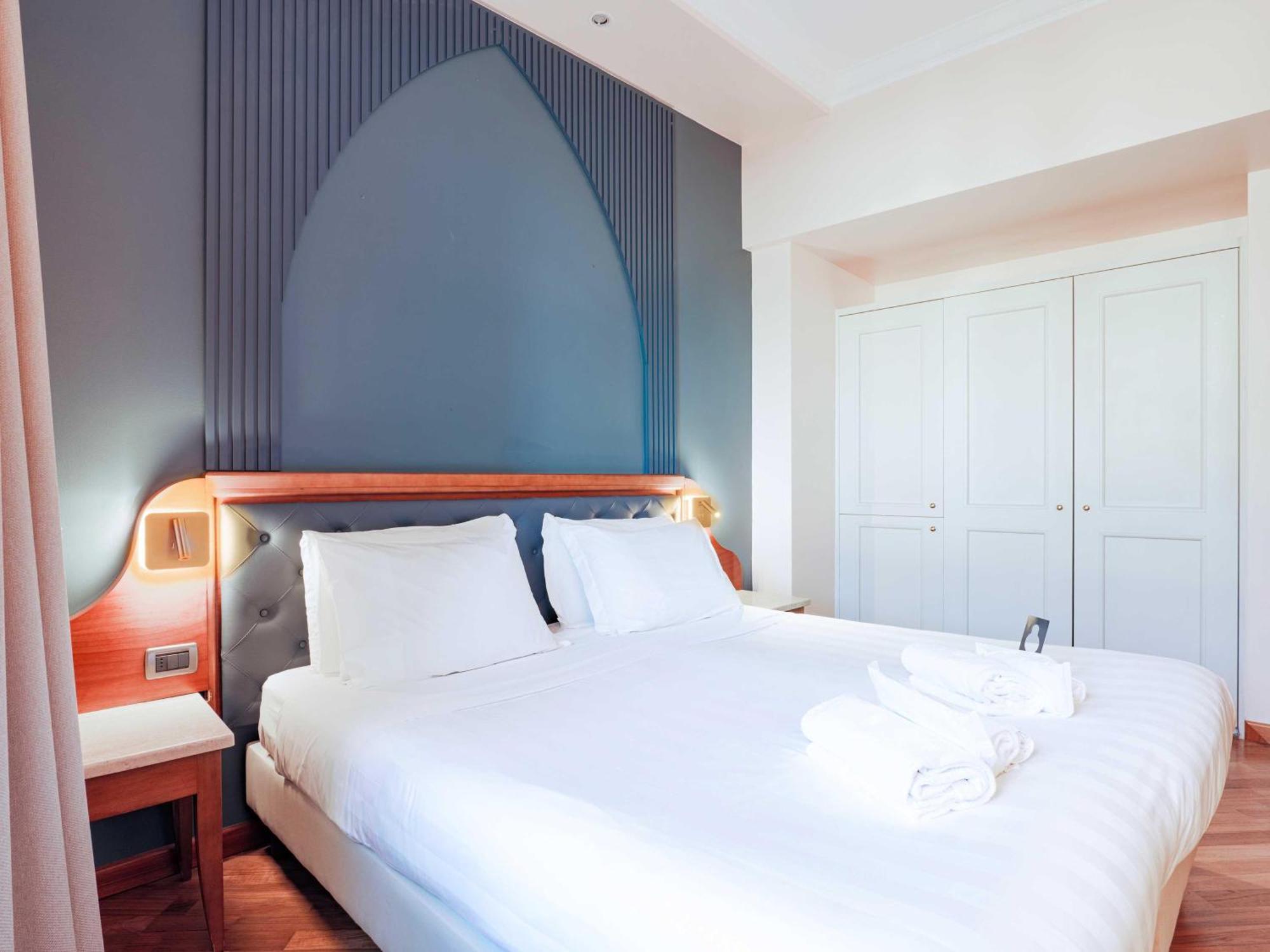 B&B Hotel Firenze Laurus Al Duomo Bagian luar foto