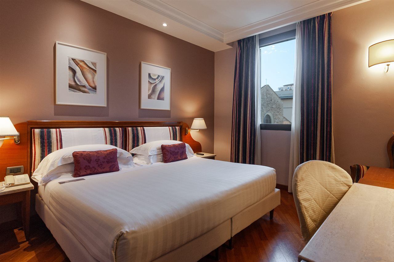 B&B Hotel Firenze Laurus Al Duomo Bagian luar foto